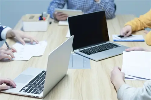 青山美食宝藏店在哪里